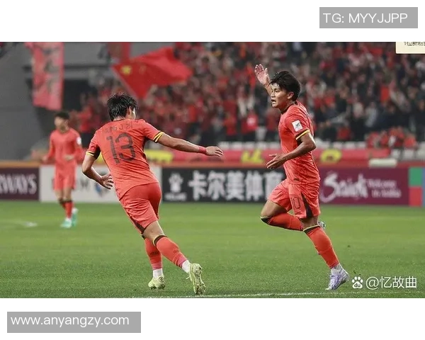 常来中国的足球明星们如何影响中国足球发展与球迷文化