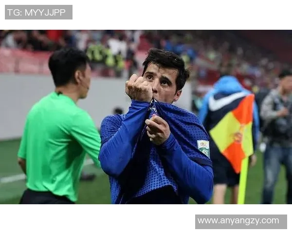 重庆篮球队战术引发热议球迷与专家各执己见的背后故事 重庆篮球队战术引发热议球迷与专家各执己见的背后故事