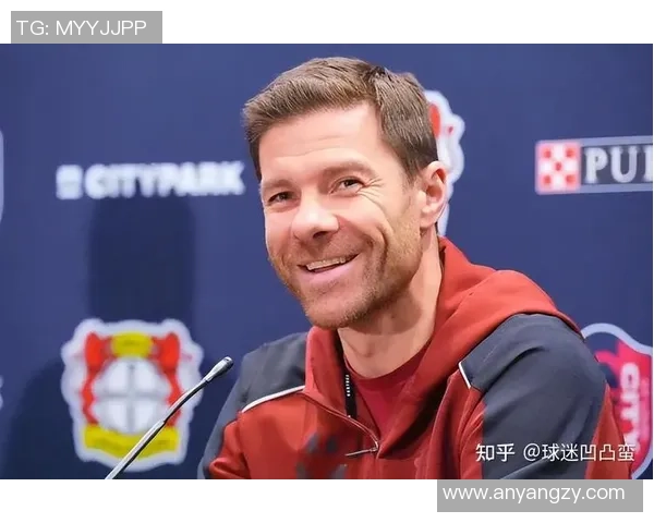 嘴炮足球明星的魅力与争议:他们如何用言辞征服球场与球迷 嘴炮足球明星的魅力与争议:他们如何用言辞征服球场与球迷