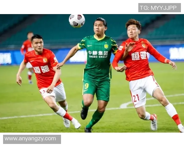 西安足球队以78分稳居大师赛积分榜首位展现强劲实力